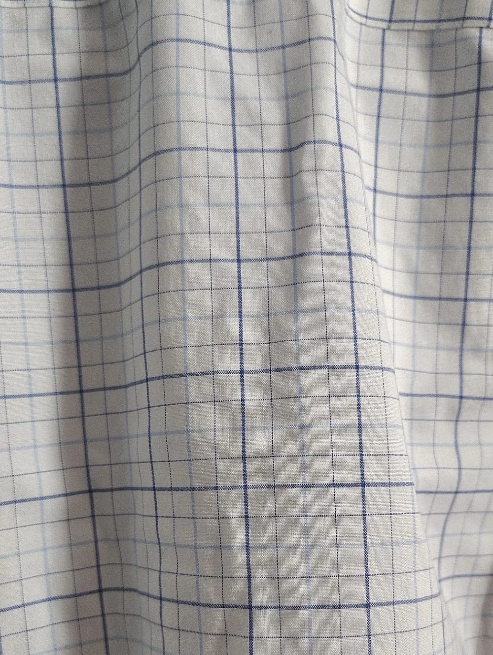 Banana Republic Men's White and Blue Professional Business Preppy Grid Shirt